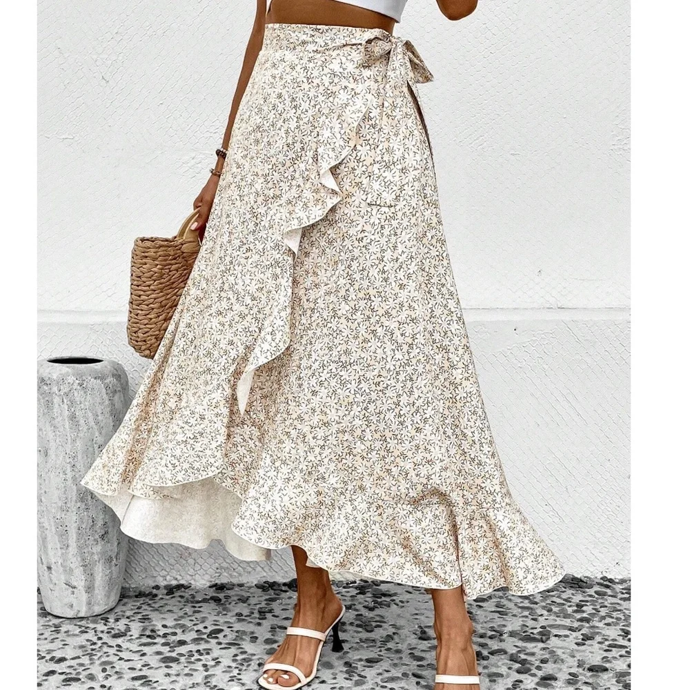 Boho Floral Print Ruffle Hem Maxi Dress - Picture 2 of 6